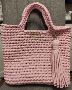 Elegancka różowa torebka do ręki